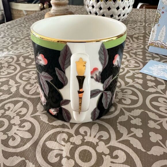 Wedgwood Archive Collection Wild Rose Black Bone‎ China Coffee mug NEW rare! - Picture 5 of 11